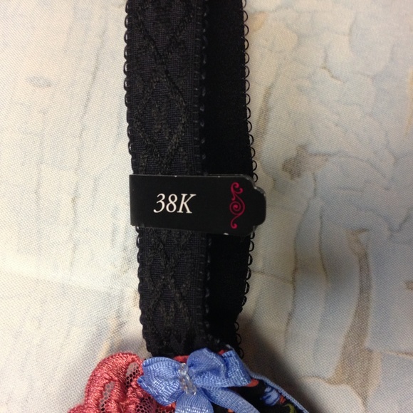 1st & Curve Melrose Full-Figure Cut-n-Sewn Bra - Picture 2 of 6